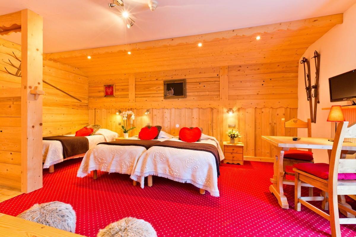 Le Cro-Bidou Hotel แบร์เนซ์ ภายนอก รูปภาพ