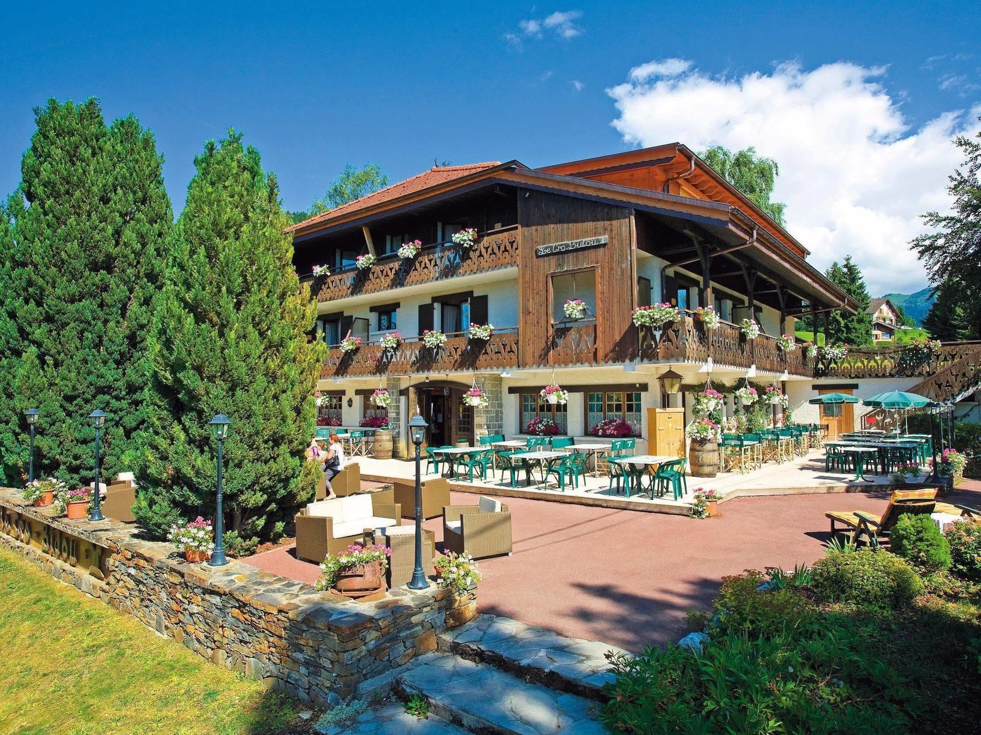 Le Cro-Bidou Hotel แบร์เนซ์ ภายนอก รูปภาพ